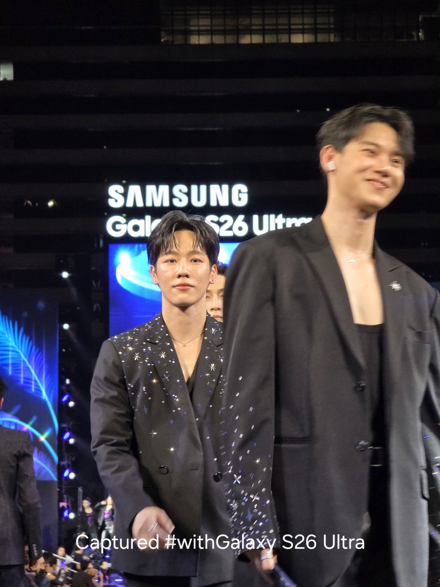 หลังชัดหน้าแฟ—
#GalaxyAI #GalaxyS26Ultra #BeyondtheGalaxy #GalaxyxYinWar