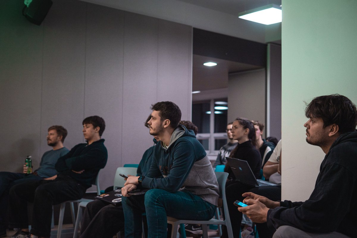 Solana Community Czech Republic tweet media