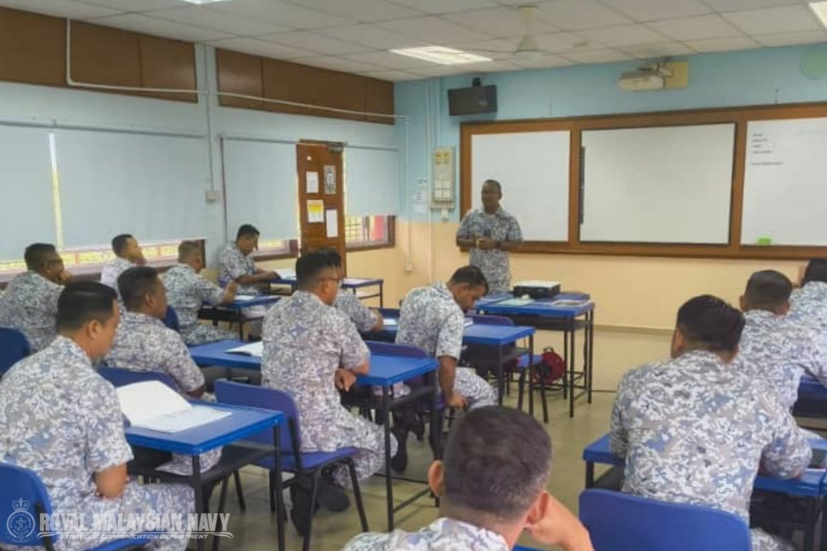 RMN Leadership Centre tweet media