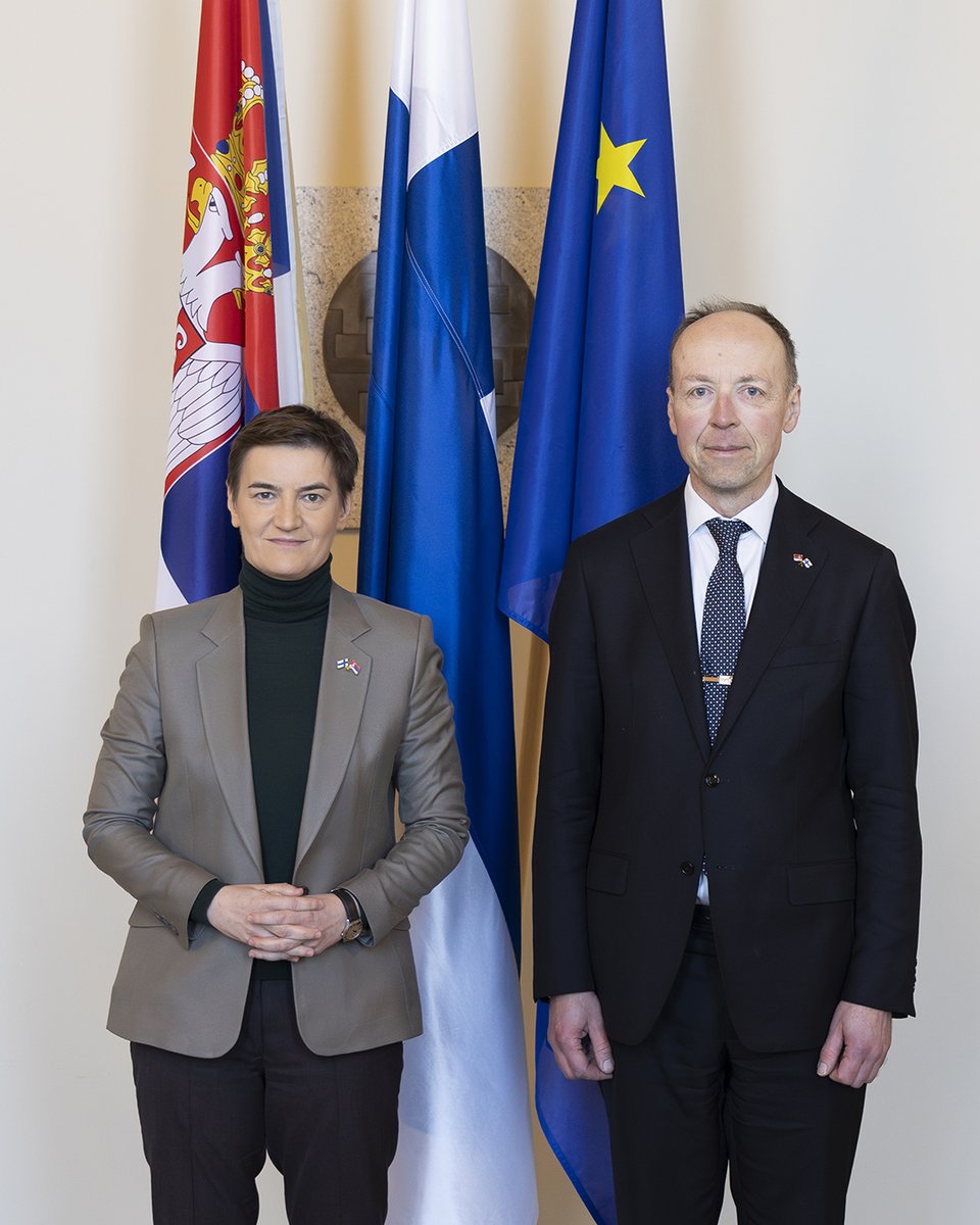 SuomenEduskunta tweet media