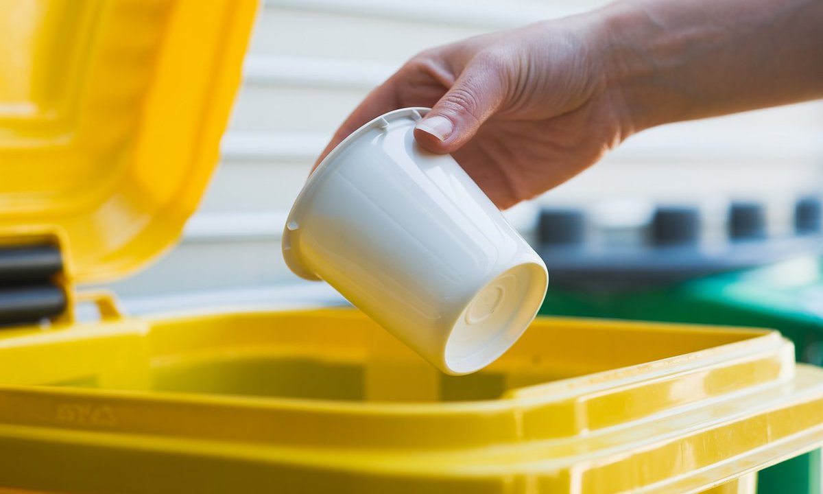 🚀💥1 semaine de guerre intense c’est environ 2,3 millions de tonnes de CO₂.

🌍 Soit 11,6 millions d’années de tri sélectif d’un Français.

Continuez de rincer vos yaourts.