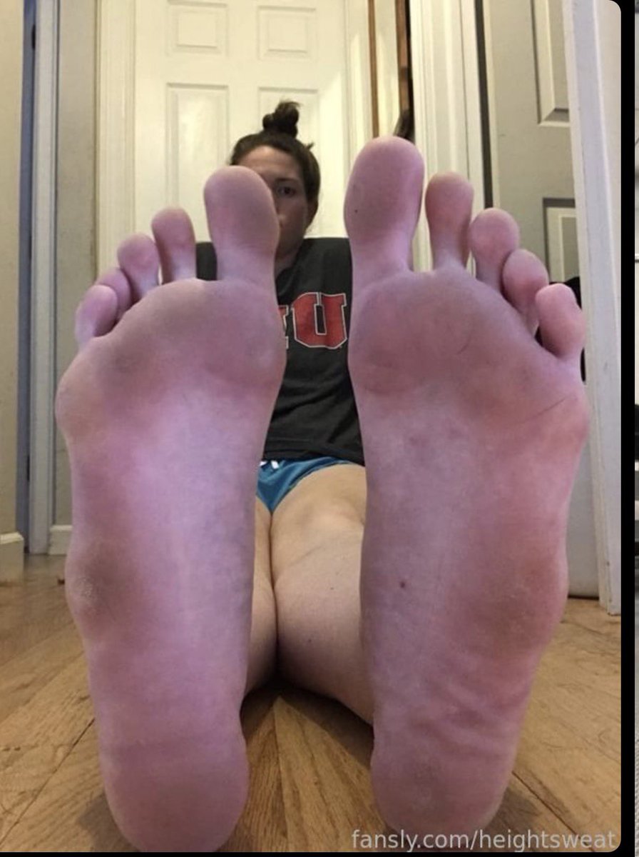 HeightSweat's tweet photo. She said do you like them Big and Dirty!!

Check the comments for the full set and  more.

#dirtyfeet #bigfeet #bigsoles #amazonfeet https://t.co/qCBO857VUR