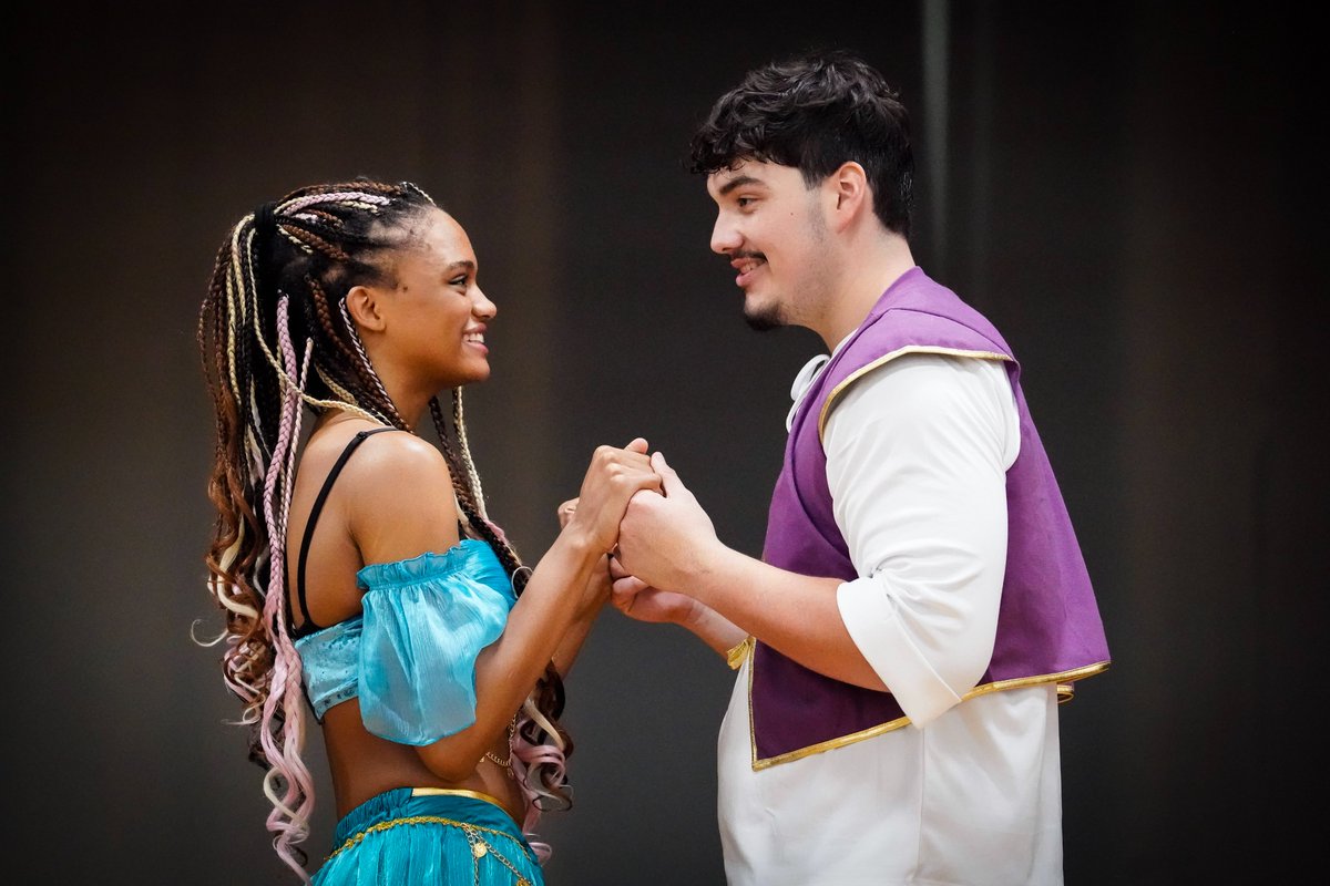 FHS Tigers tweet media