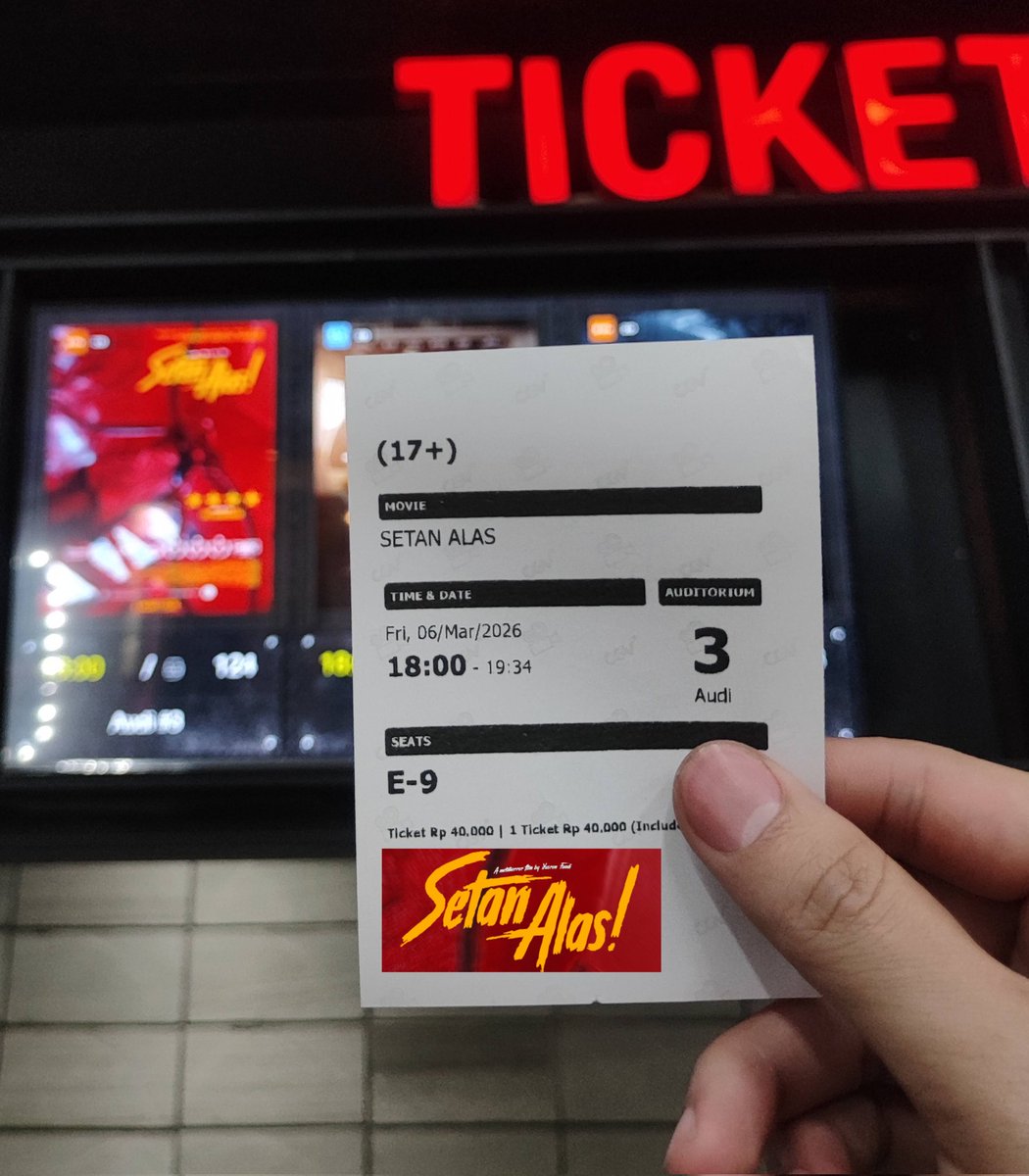 cinephileintern's tweet photo. SETAN ALAS! adalah surat cinta yang romantis untuk perfilman horor Indonesia. It's a purely visual love statement for horror films. No doubt Best Film JAFF!

But however..  the horror in this film is well-executed! Loved the reveal of the envelope 👀🫵🏻!! https://t.co/5nRGK2XZo4