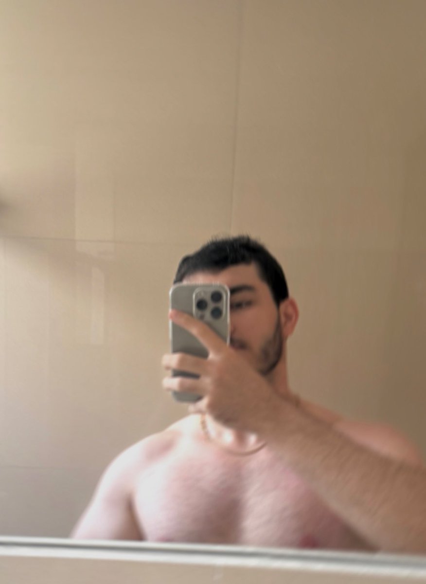 je tweet media
