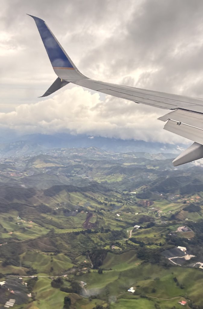 nicobustelo__'s tweet photo. Hola Medellín 🇨🇴🙋
#Tech #Web3 #ImpactaBootcamp https://t.co/WJk5miVXZi