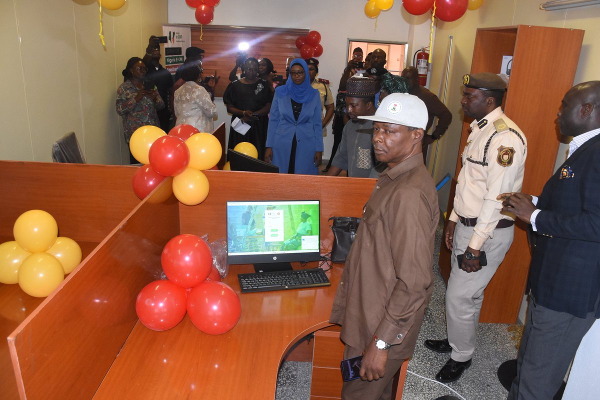 ServicomOffice's tweet photo. SERVICOM, in collaboration with the World Bank ESF Unit, has launched Nigeria’s Electronic Grievance Management (e-GM) Platform.
The platform strengthens transparency, accountability, and citizen feedback across World Bank-supported projects in Nigeria.
@NGRPresident https://t.co/QlwufMu87b