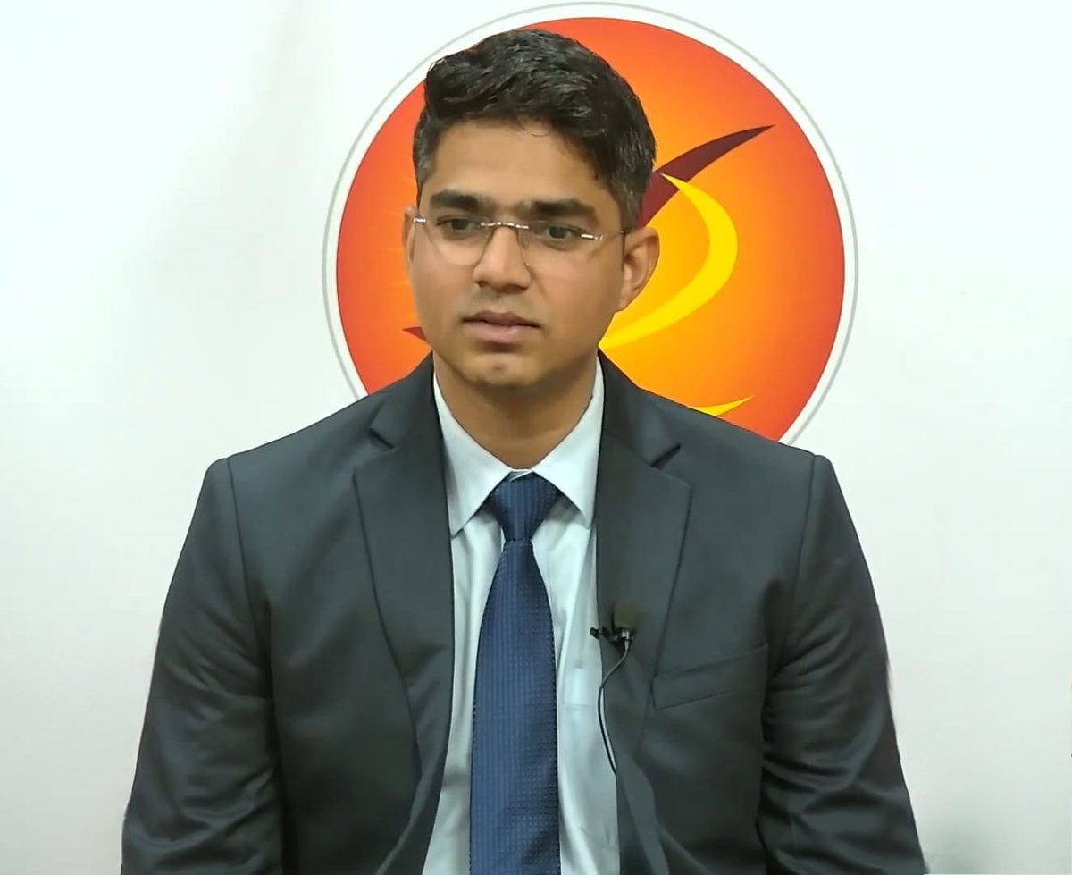 प्रिय भतीजे शुभम पुत्र श्री दीनानाथ सिंह ने संघ लोक सेवा आयोग ( UPSC ) में 378 रैंक प्राप्त करने की बधाई।
पूरे क्षेत्र को तुम पर गर्व है। जो तुमसे उम्मीद थी वो तुमने कर दिखाया।
ढेर सारा प्यार व शुभाशीष💐

#UPSC2026