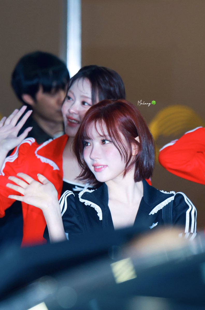 260306
너 신경쓰여…🫣

#하츠투하츠 #Hearts2Hearts
#지우 #JIWOO