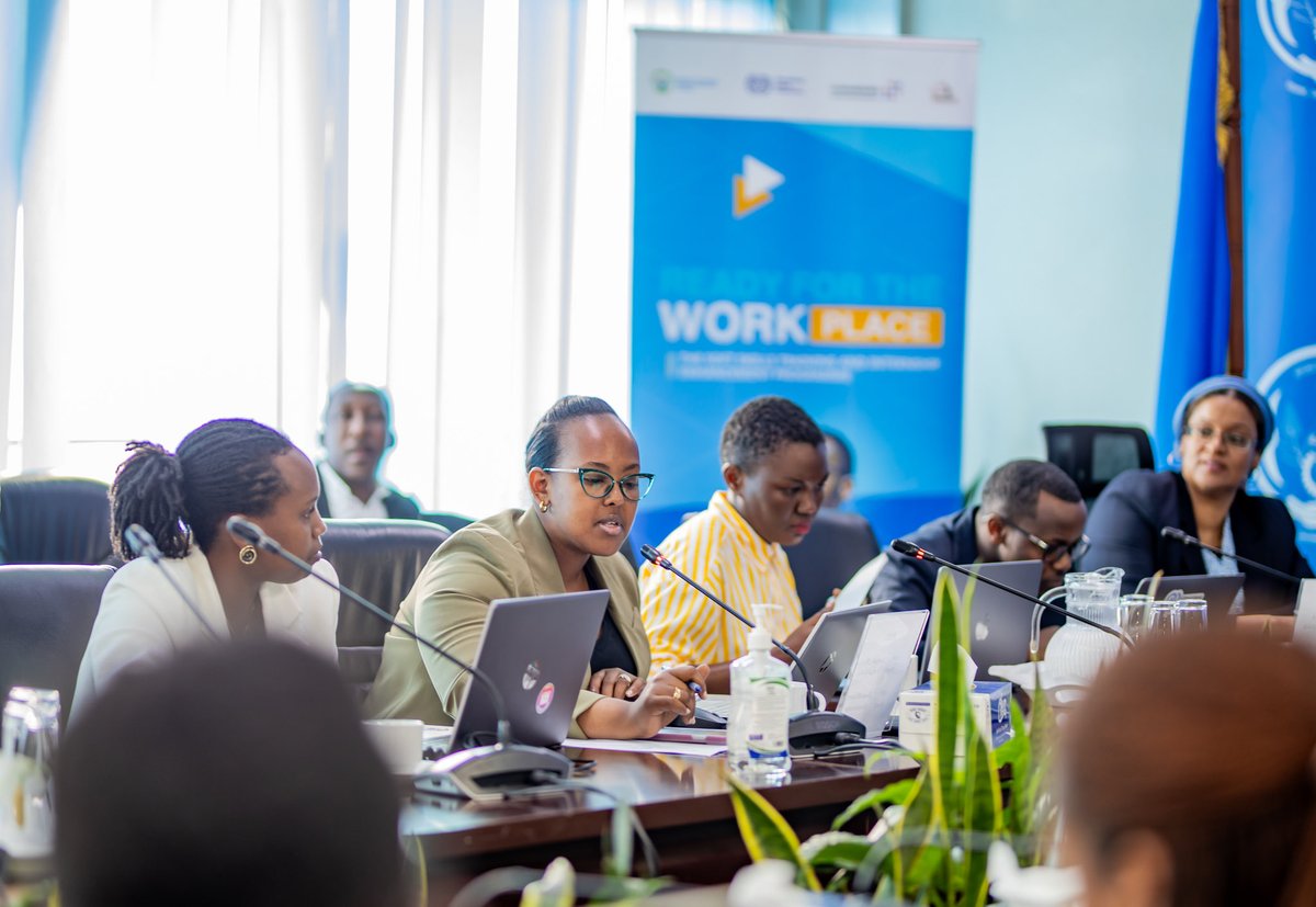 Management Trainee Rwanda On 5 March, @RwandaLabour, in partnership with @ilo , held a mid-cycle ...