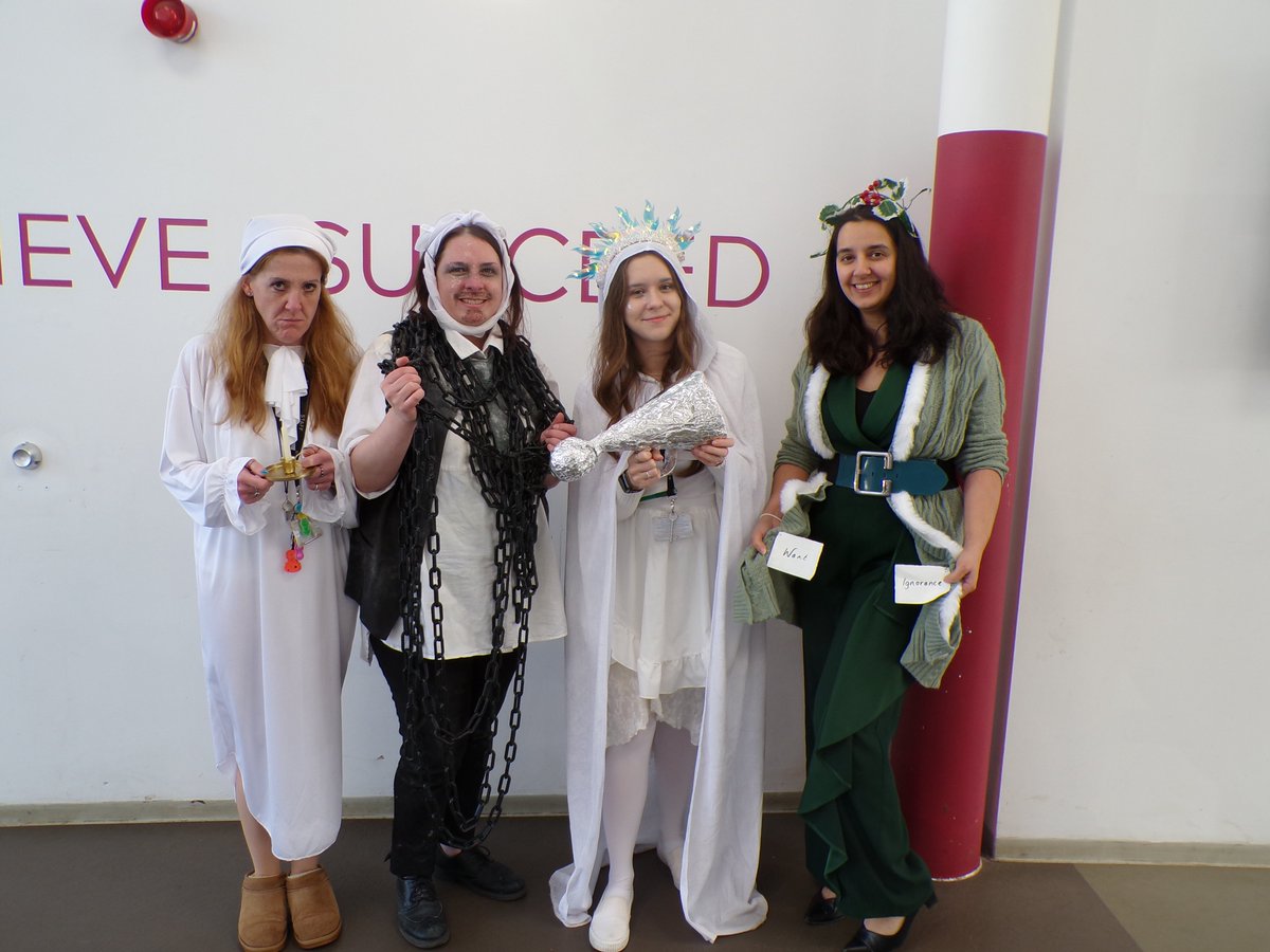 The Mandeville School tweet media