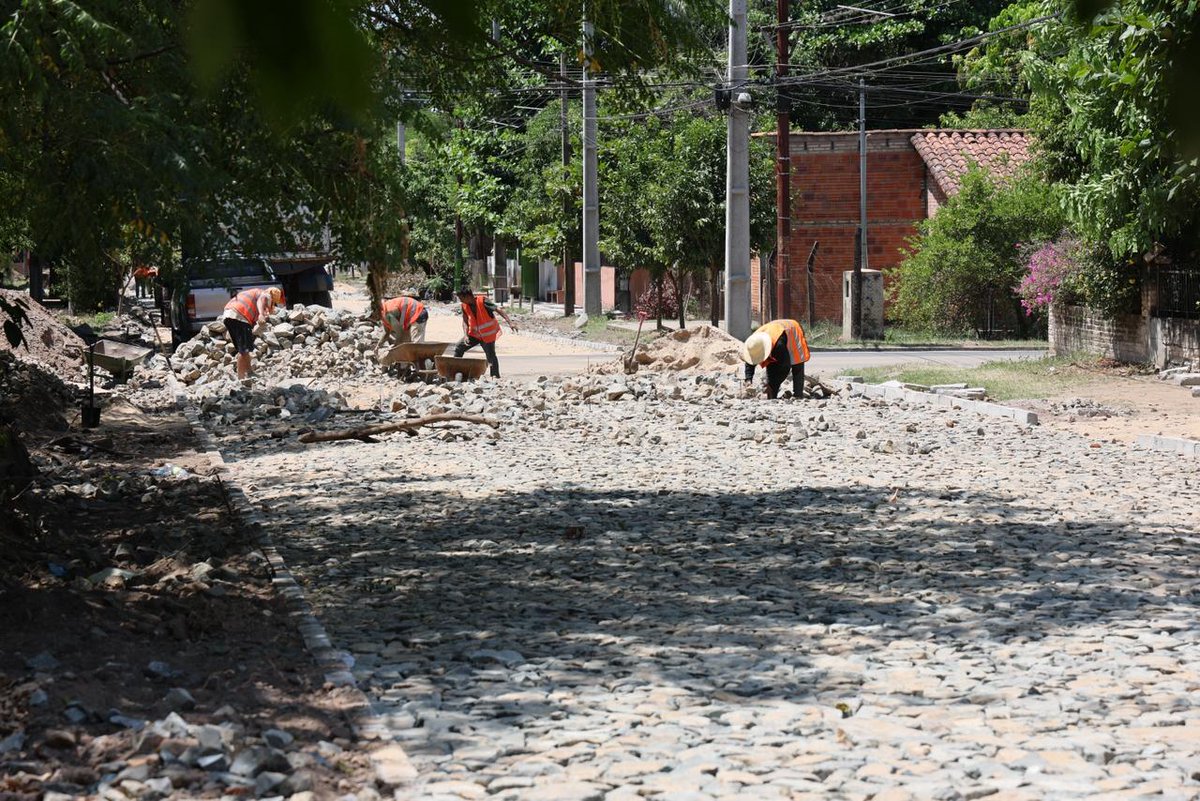 Claudia Centurión tweet media