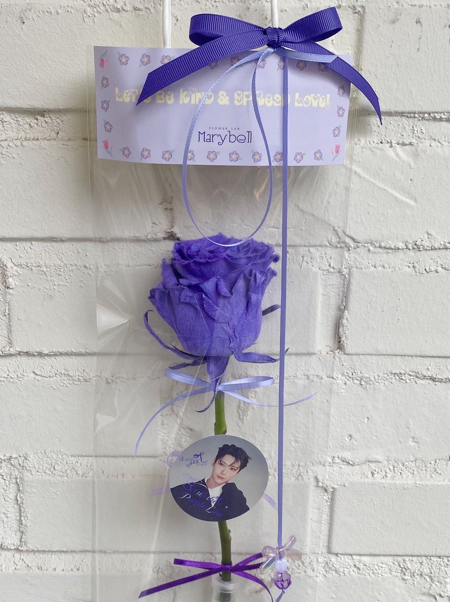 Dear_My_TEN's tweet photo. 지난 3일동안 방문해 주신 모든 텐블리분들 감사드립니다💜
작년에 이어 올해도 멀리서 찾아와주시고 정말 감사합니다🥹💜

올해는 꽃에 특히 더 신경을 썼는데 마음에 들어해 주셔서 행복했습니다💜

#Set_up_the_Purple_Line
#러블리리본

#TEN #텐 #เตนล์ #テン #이영흠 #李永钦 https://t.co/dcsVyHTbDv