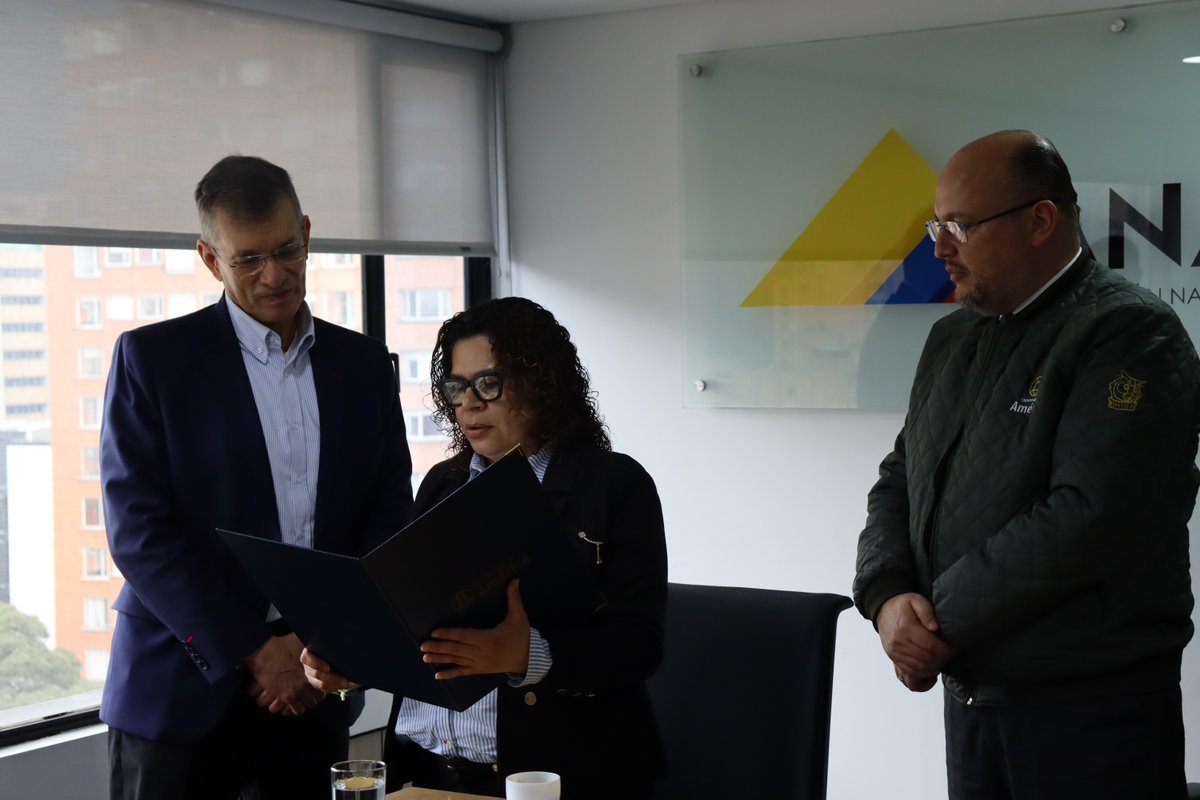 Universidad de América tweet media