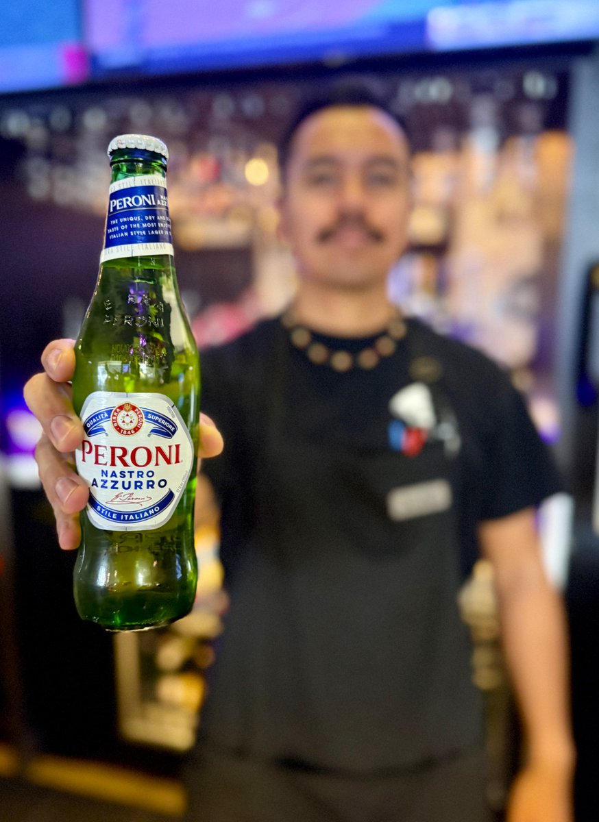 Slice of Vegas Pizza tweet media