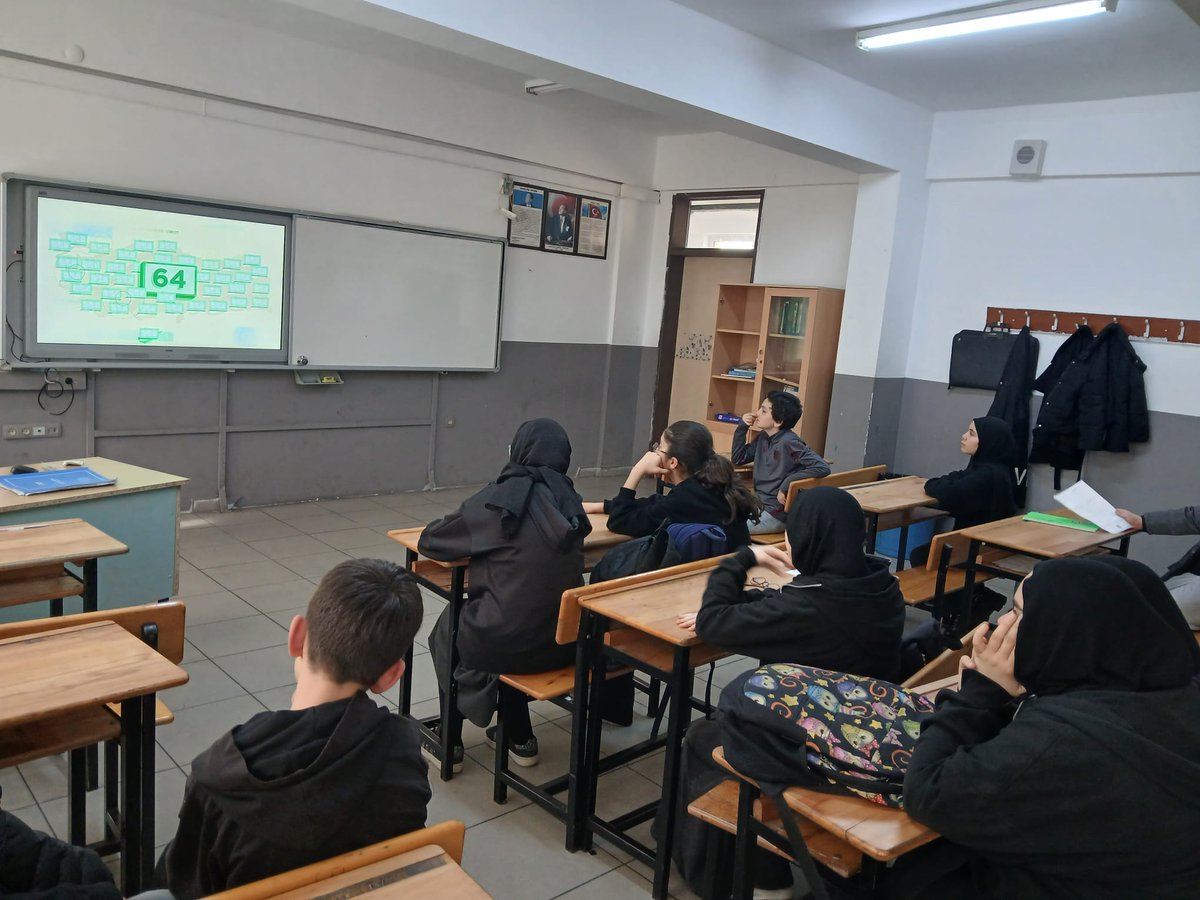 izzetkeles61's tweet photo. Ali Yeşilyurt İHO Yeşilay Haftası kutlamaları kapsamında Akıl Zeka Oyunları Turnuvası düzenledi. Yeşilay Kulübü Öğretmenimiz M.Merve Çağatay ve öğrencilerimizi tebrik ediyoruz.@1920yesilay @Yesilay_Trabzon @mehmetDinc1920 https://t.co/fgQp4v2evP
