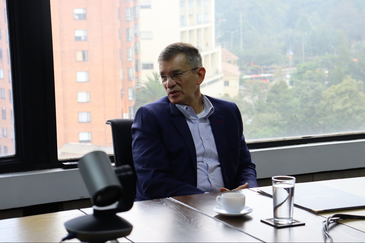 Universidad de América tweet media