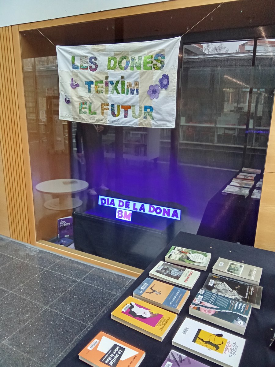 bibliosmataro's tweet photo. Commemoren #8M posant en valor l'aportació de les dones que treballen, des de tots els àmbits, per la cultura
#DiaDeLesDones #somdones
#bibliosmataró #lapompeu #antonicomas #lapopular #bibliotequesxbm
@CulturaMataro @BibliosMaresme @bibliotequesXBM @bibliotequescat @matarocat https://t.co/3wjX9cJe7O