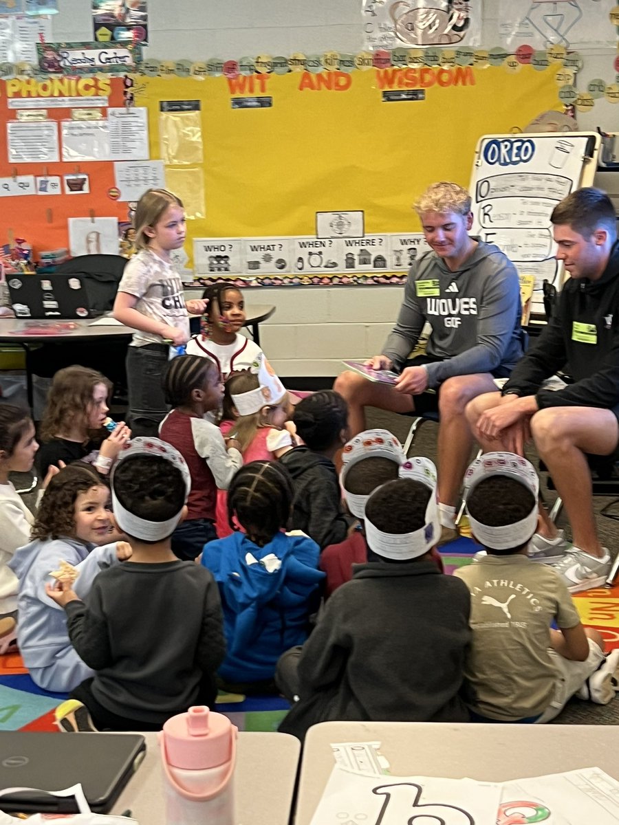 lipham_shannon's tweet image. The Wolves went to Glanton Hindsman Elementary School today to read to the kids. It’s Read Across America Week. We had an amazing time! Thank you for having us Erin Price!
GO WEST! GO WOLVES!!🐺
#BuildTheBrand  #PayThePrice  #BuiltForMore