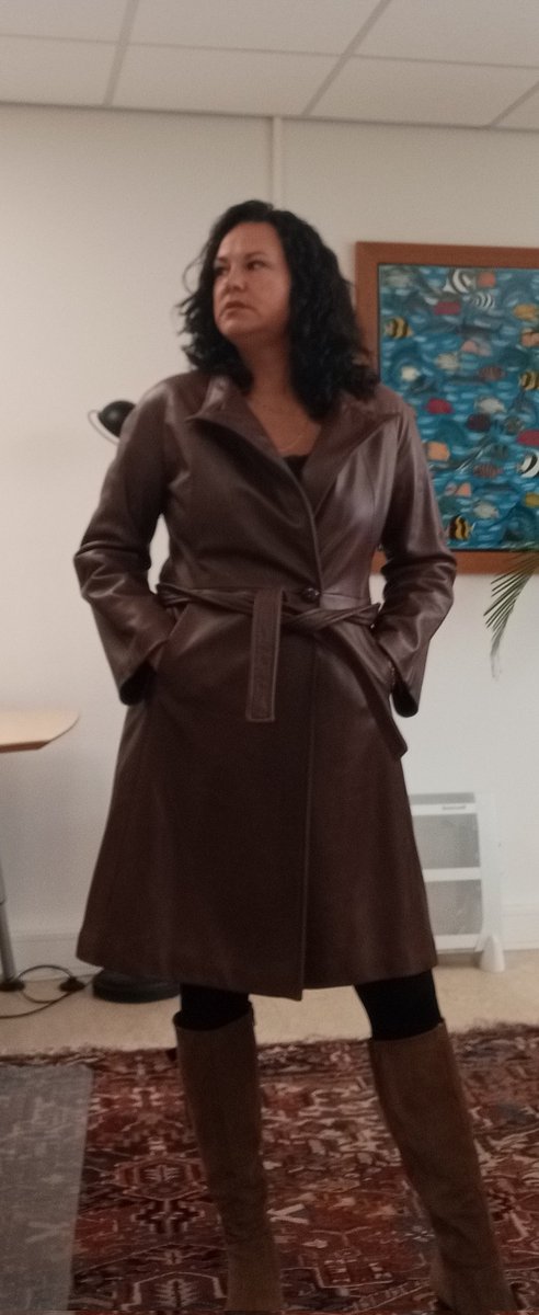 Queen Samantha tweet media