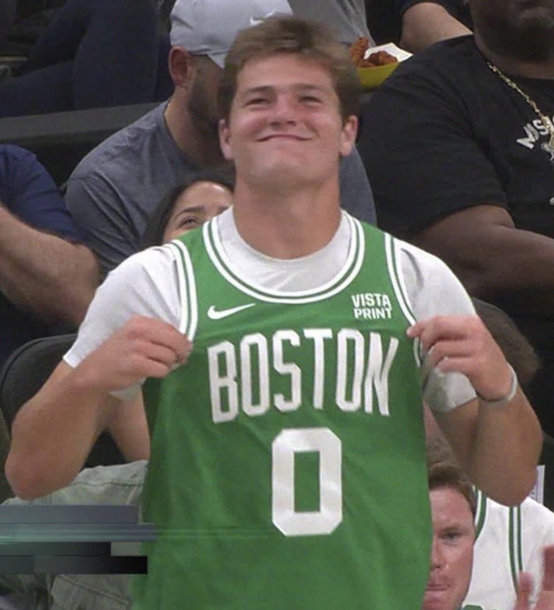 Mike Kadlick tweet media