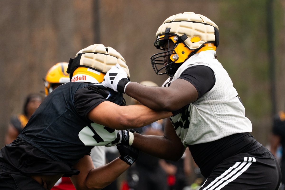 Kennesaw State Football tweet media