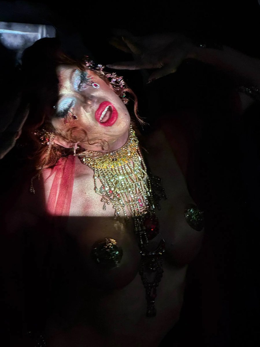 alain servais tweet media