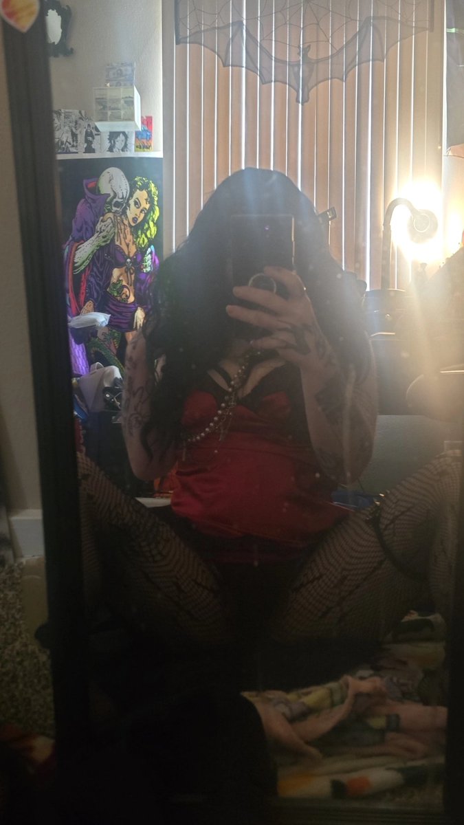 jinxeevee's tweet photo. I am #sellingcontent 😋✨️
-
-
sending proof on page :)  I can also verify w video if needed ♡ 
-
#buyingcontent #bigass #pawg #gothgirls #gothgirl #gothic #pussy #ass #fatass #nsfwtwt #titties #horny #hornygirl #gothgirls #domme #findom #sellcontent #buycontent https://t.co/v87Q2PmI2Z