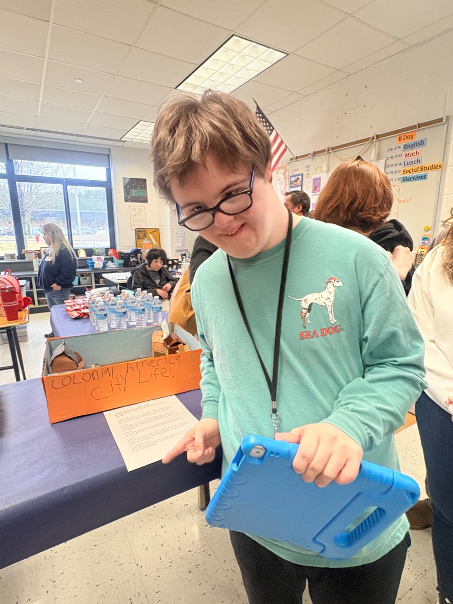 Mrs. Brittany Schork tweet media