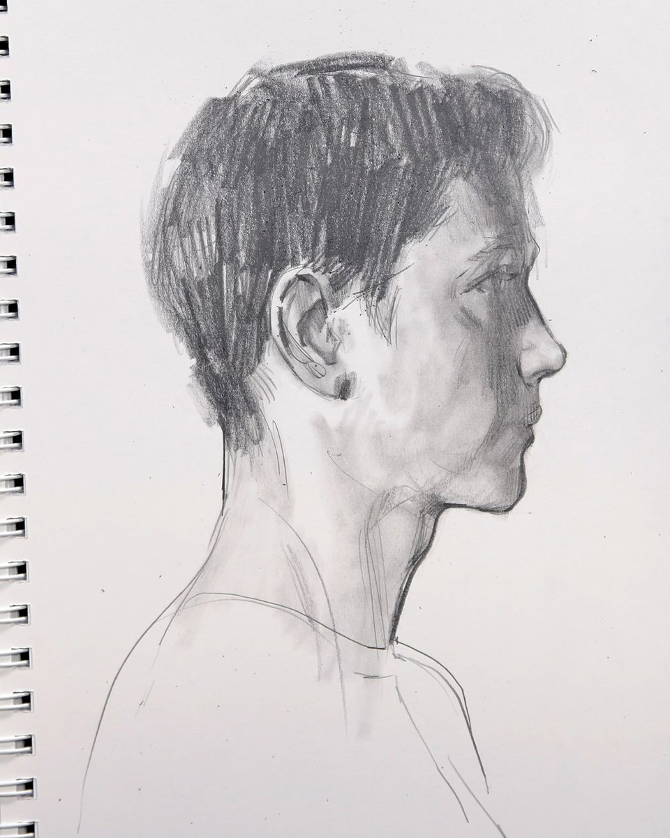 prokotv's tweet image. How can you turn realism into stylization?

New style lesson from @eleezaart shows you how
proko.com/927

#howtodraw #arttutorial