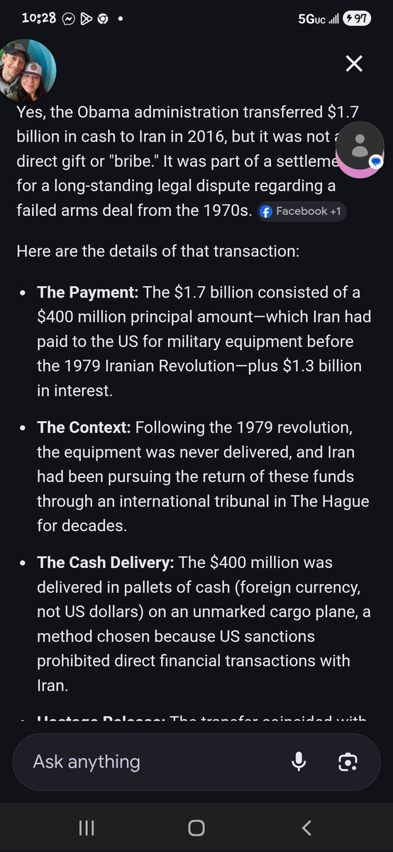 mandapanda3256's tweet photo. @mymomcare @StephenKing You cant just post a random picture with words on it with out any context or place where we can see the truth. 2 second Google search showed why the money was given https://t.co/labK3BO2PC