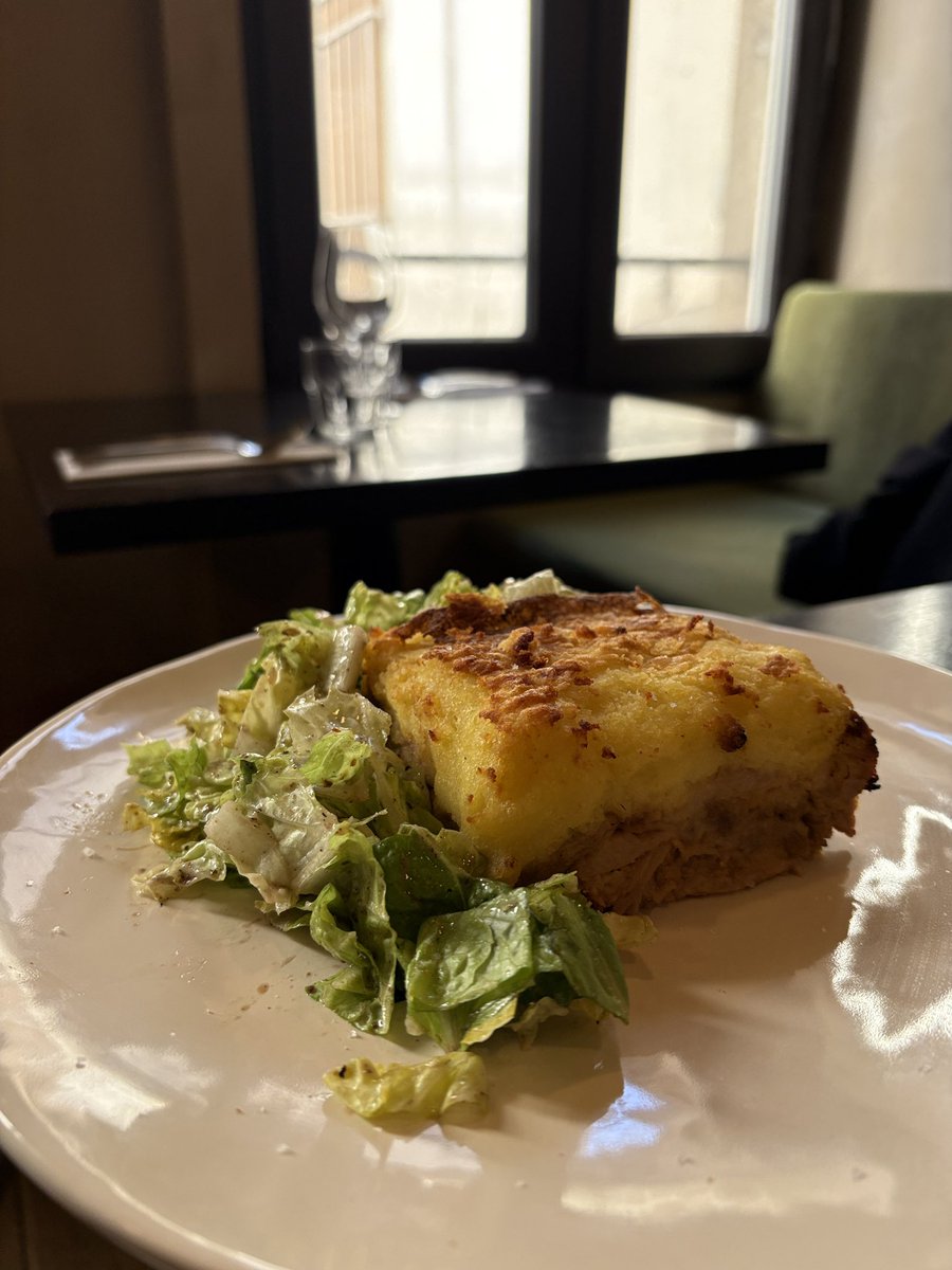 Les Tasters tweet media