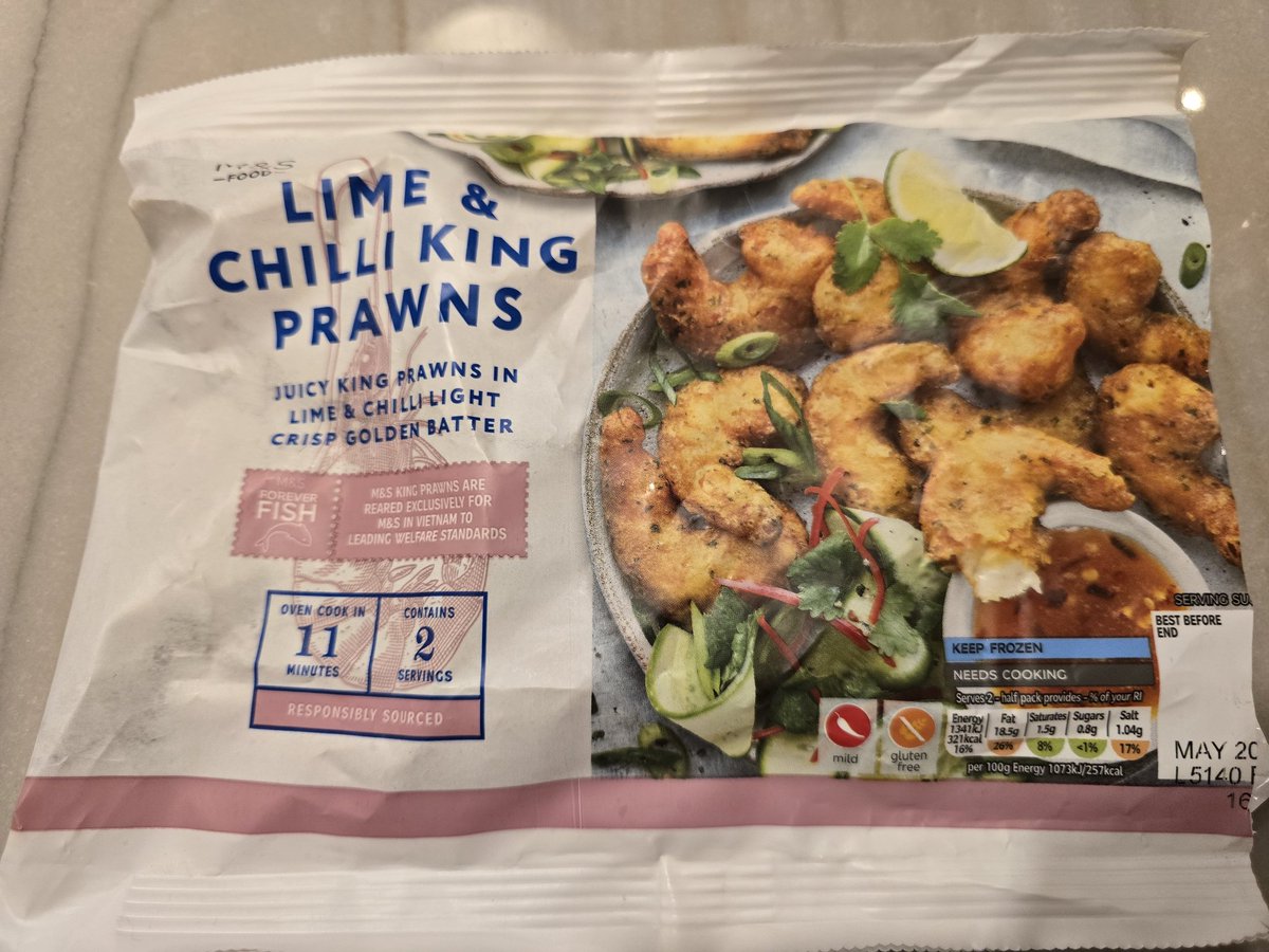 hilburs's tweet image. @marksandspencer  Bought these frozen prawns a while ago, they are fantastic, why not make more of your battered food like this? No gluten! No need for #wheatflour *Mark the label as gluten free to help people* Hope you continue to stock them. #Glutenfreefood #moreglutenfreefood