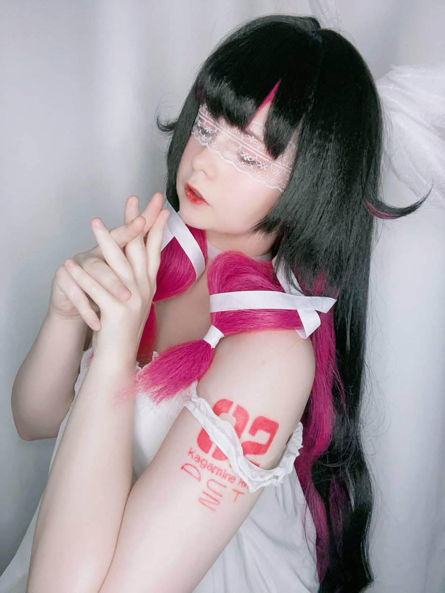 RCos02's tweet photo. コロンビーナ/コスプレ🪽

#GenshinImpact #Columbina https://t.co/cpCfoyHXAy