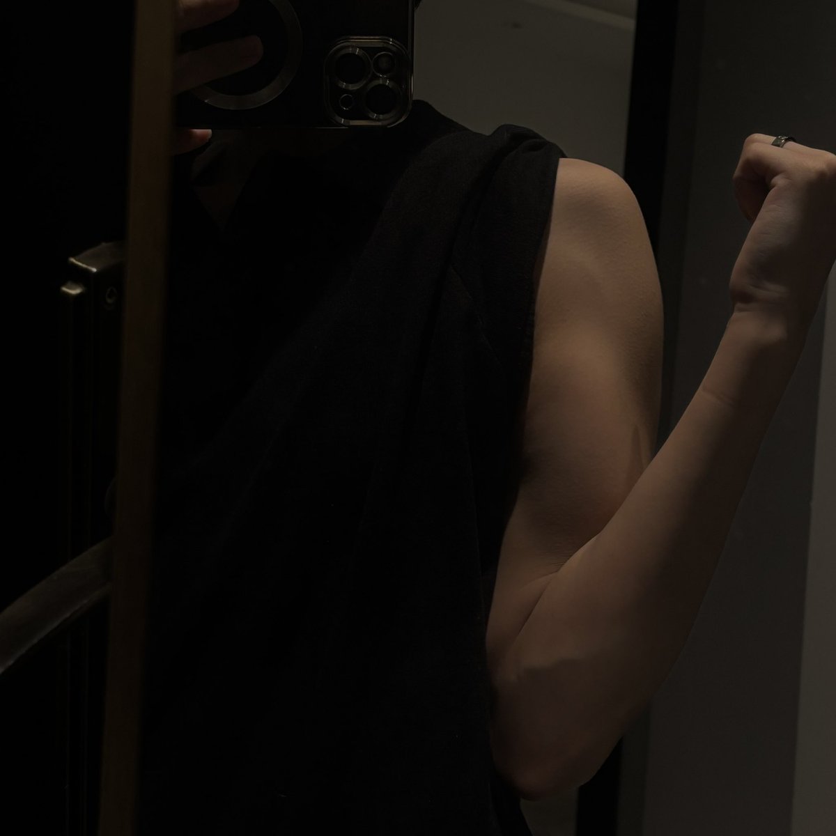 URFAVGUN's tweet photo. https://t.co/FBu8osHLxU