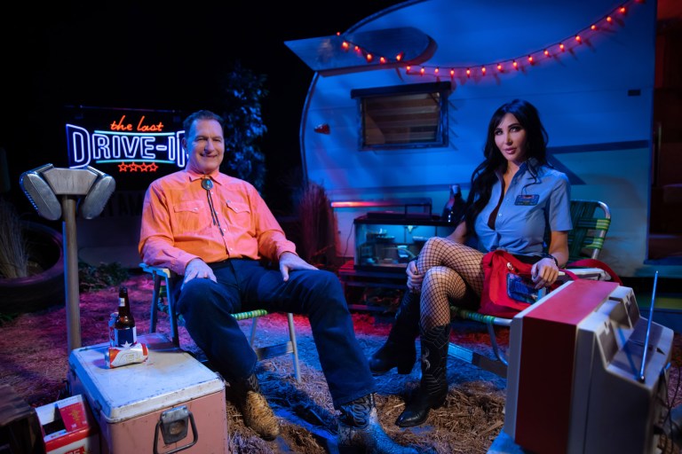 horrormuseum's tweet photo. Not going to lie, we love these people a hell of a lot, and we are very sad about the end of an era. https://t.co/Mq8QUSuHhZ