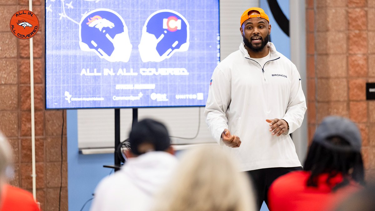 BroncosOffField tweet media