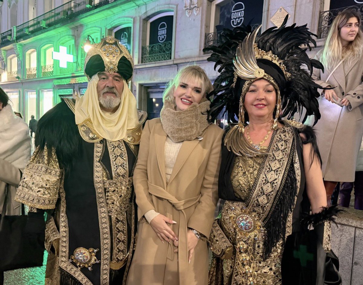 İspanyollar çok cana yakın ve çok sevimli insanlardı. İspanya’ya gittiğimde kendi ülkemde gibi hissetmiştim. Bu dostluk yeni değil. Yıllardır vardı zaten. #EspanaTurquia #SpainTurkey #SpainwithTurkey #ispanyatürkiye 🇪🇸🇹🇷