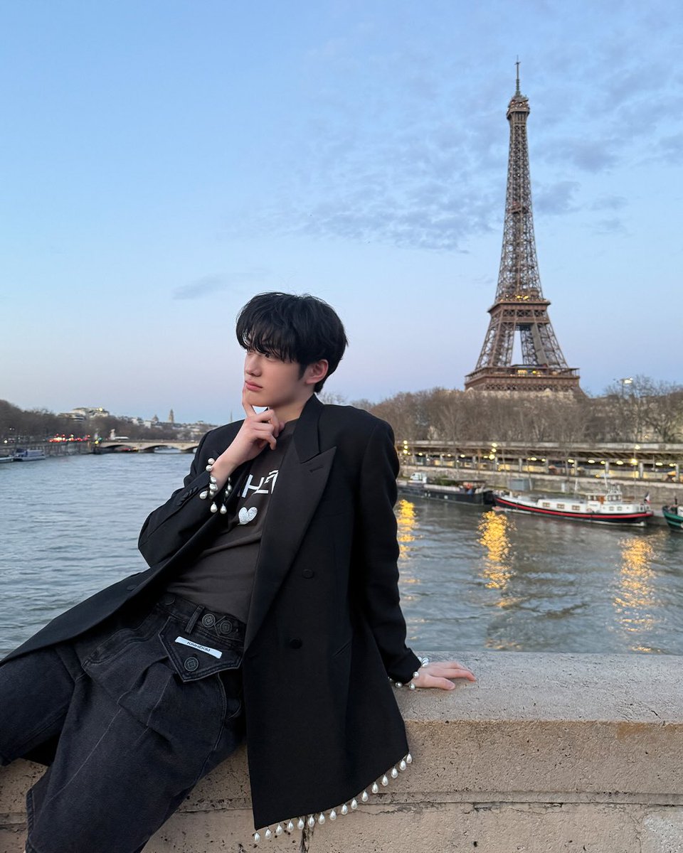 CHUNG SANGHYEON France tweet media