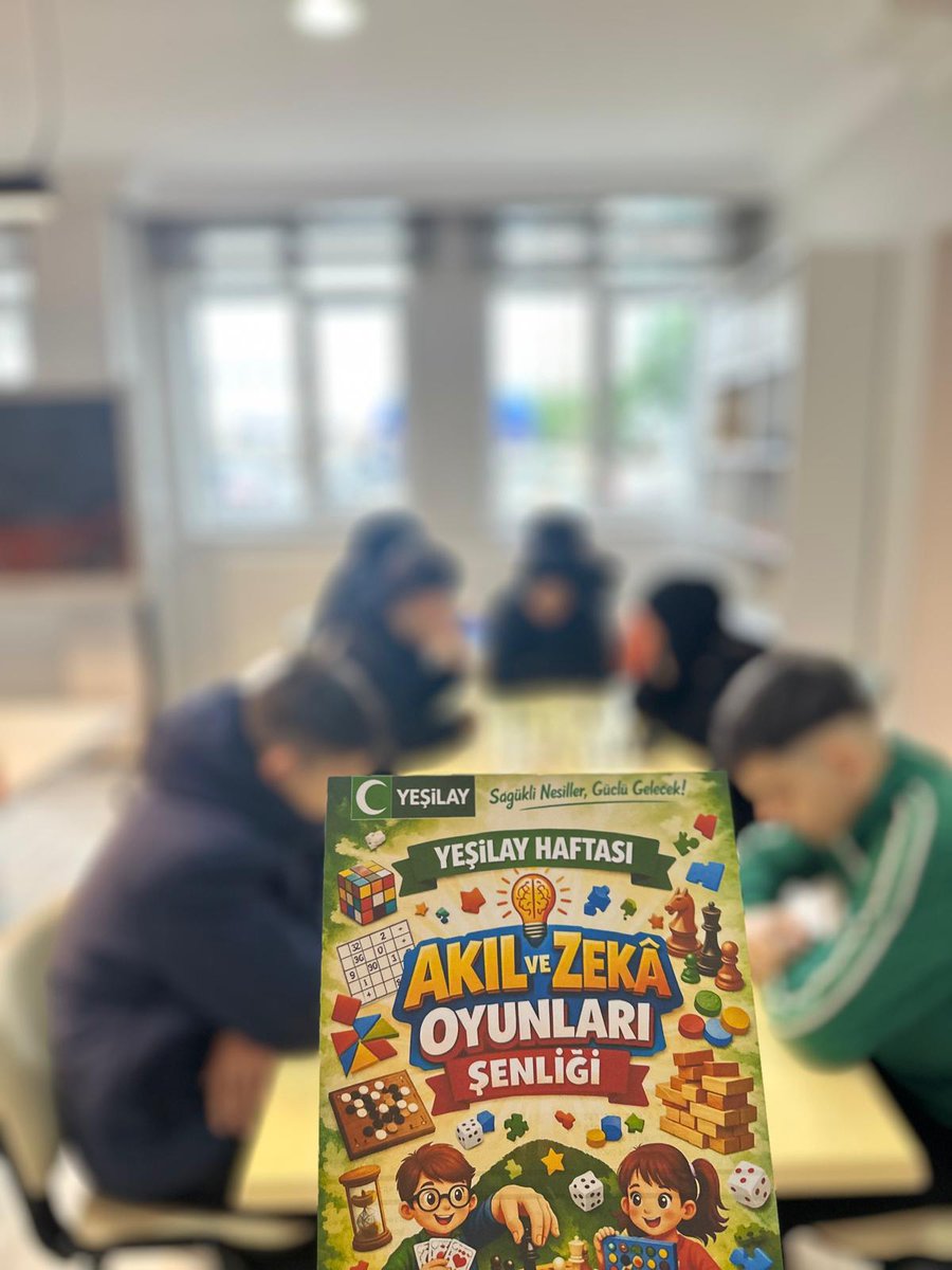 izzetkeles61's tweet photo. @ofaihl Yeşilay Haftası kutlamaları kapsamında Penaltı Çekme ve Akıl Zeka Oyunları Turnuvası gerçekleştirildi. Beden Eğitim Öğretmeni Yalçın İnan ve PDR ve Lise Koordinatör Öğretmeni Nurnihal Karcı ve öğrencilerimize teşekkür ediyoruz.@1920yesilay @Yesilay_Trabzon @ofmem1 https://t.co/kTyTsQq2X9