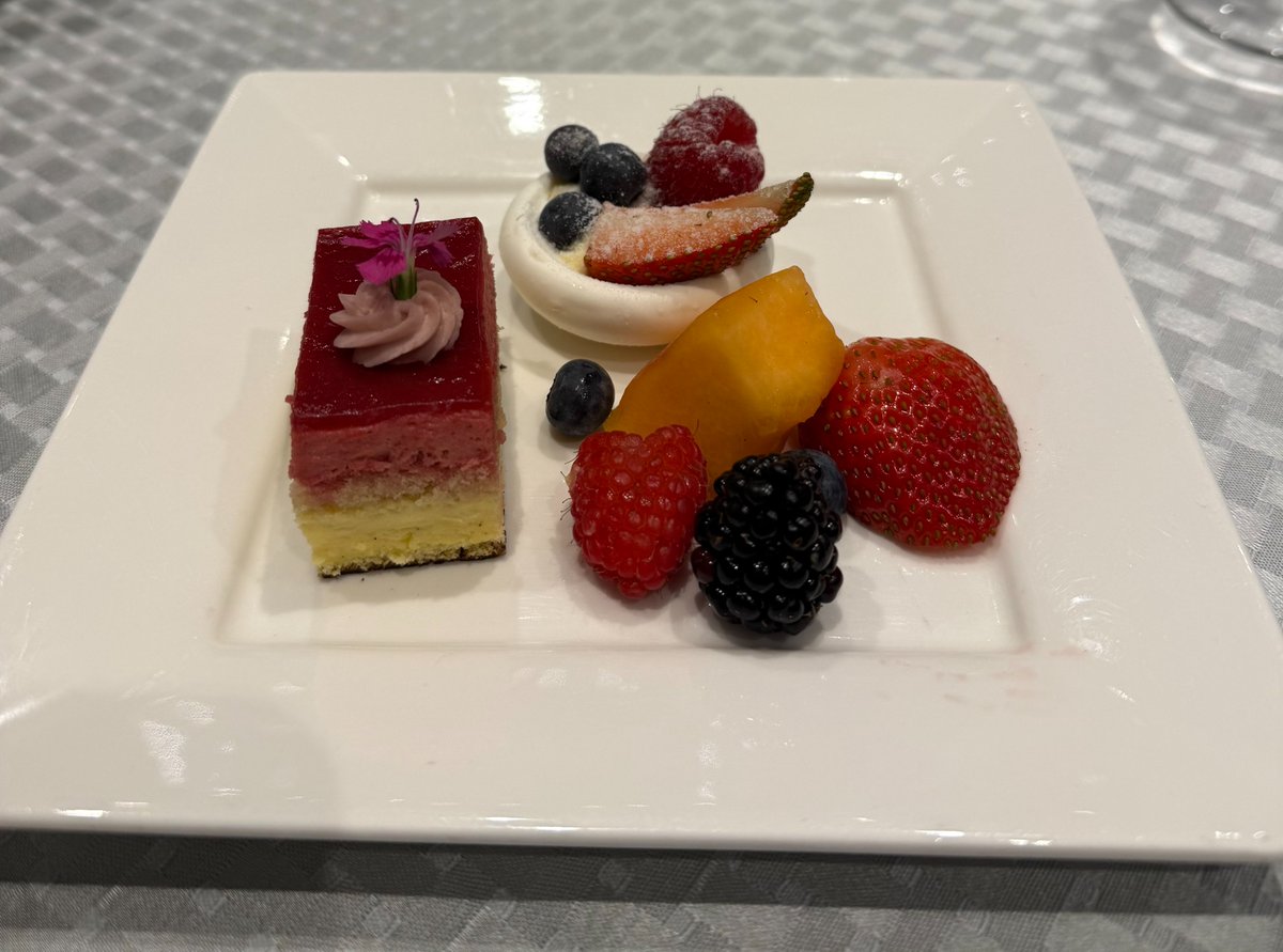 Gregory Lab tweet media