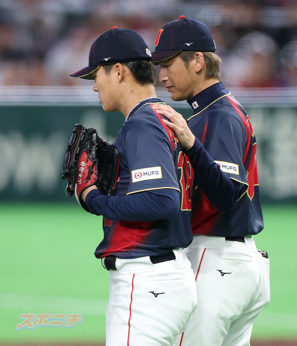 WBC１次ラウンド 日本×台湾より
#山本由伸 選手と #能見篤史 コーチ
