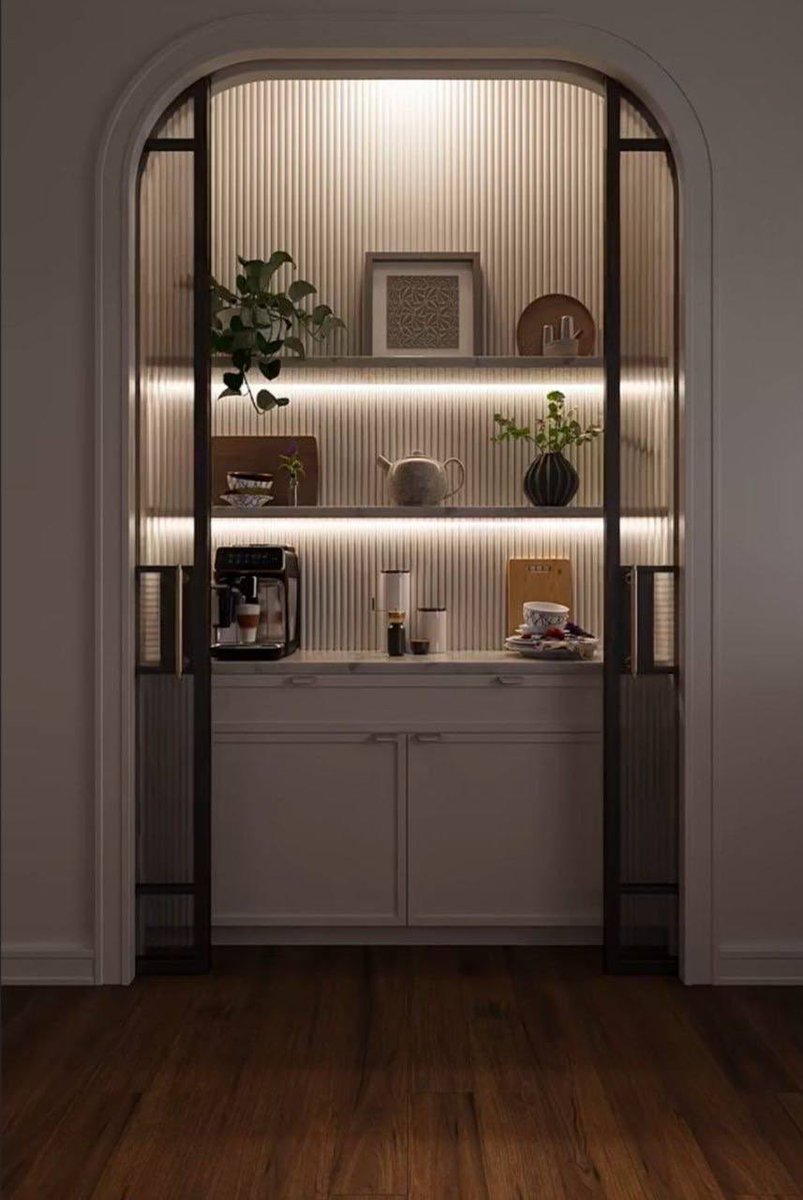 Maispacein28444's tweet photo. هل الكوفي كورنر حاجه ام رفاهية!؟✨
#تصميم_داخلي #ديكور #interiors #interiordesign https://t.co/f52VQcG1gh