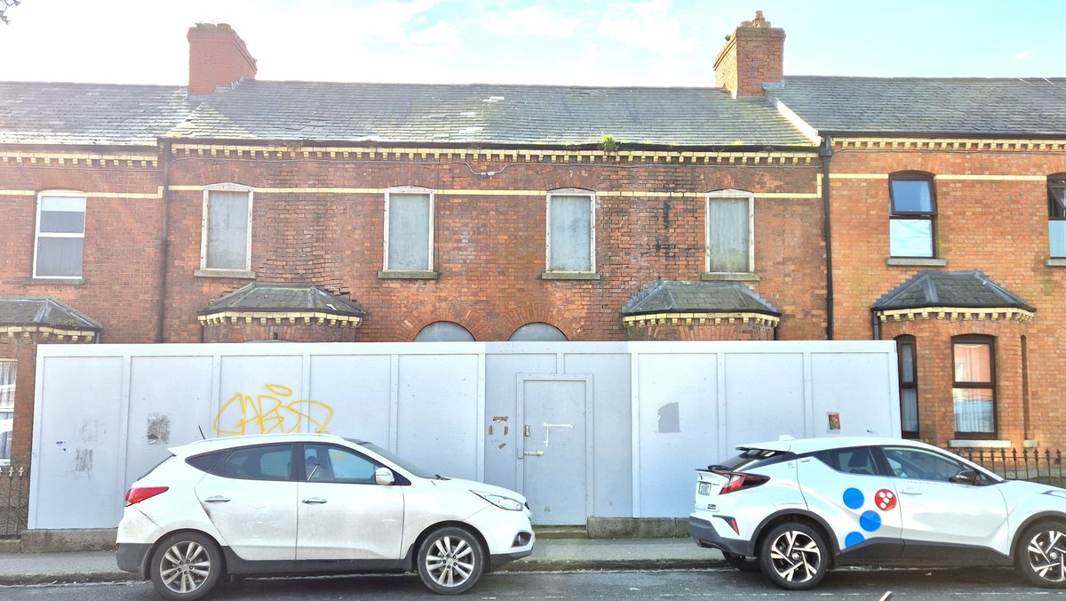 CiaranCuffe's tweet image. Derelict buildings acquired by Dublin City Council should not sit empty for decades. The Council needs more resources, and more ambition to turn these eyesores into homes.
