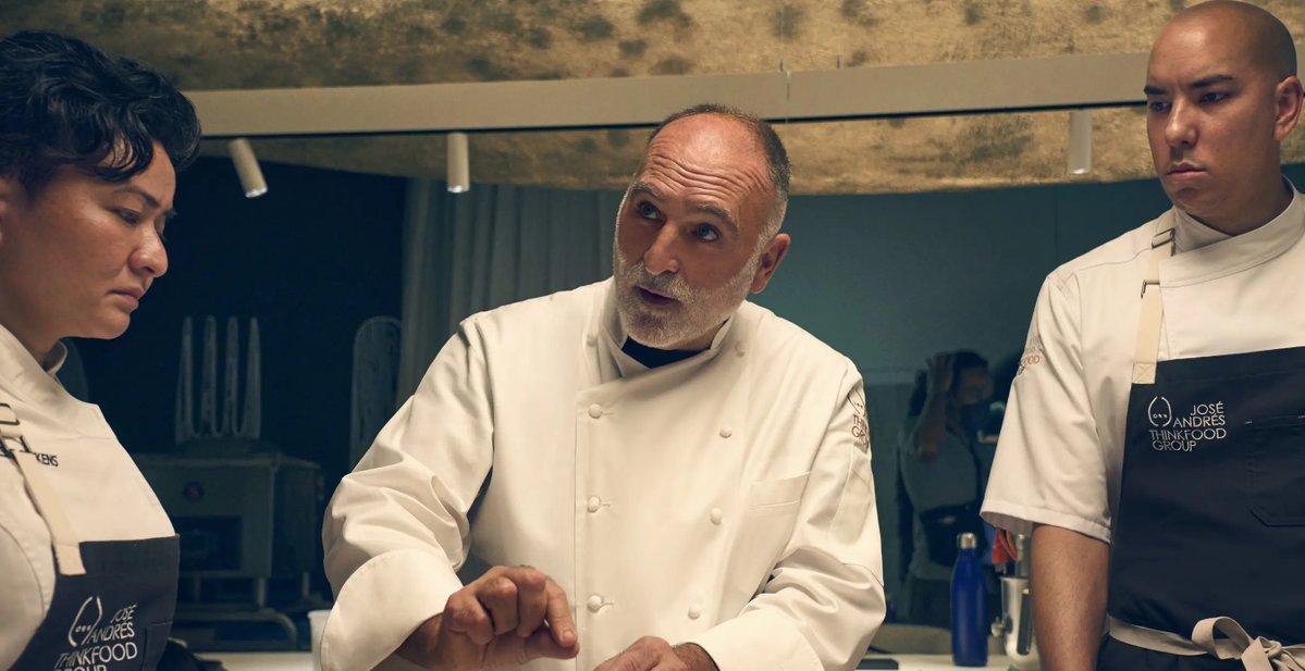 YaleSOM's tweet image. José Andrés, the world-renowned chef, entrepreneur, and founder of World Central Kitchen, will receive the Yale Legend in Leadership Award at the Yale CEO Caucus on March 10. 🏆 @JeffSonnenfeld

Read more: yalesom.io/4ujrXW4