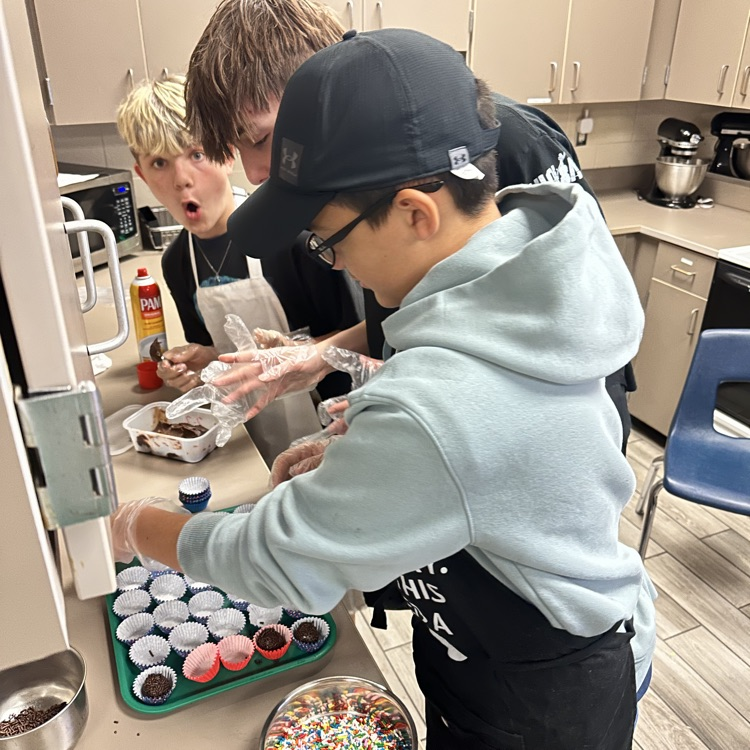 HumbleISD_CMS's tweet image. Culinary students took their taste buds to Brazil today making Brigadeiros! 🇧🇷🍫 These rich chocolate truffles were rolled, coated, and devoured as students explored global flavors in the kitchen. Sweet success! #TheColtWay