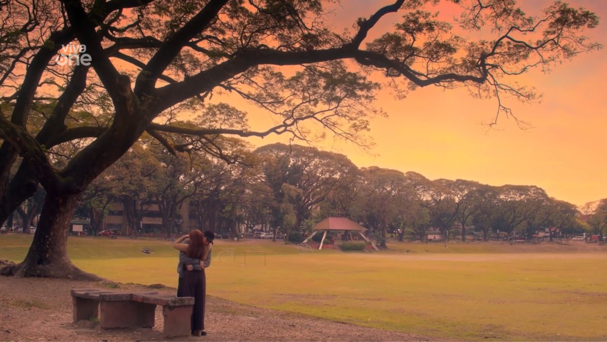 wilbearkin's tweet photo. the golden scenery that witnessed it again :) https://t.co/ryID5CtA6Y
