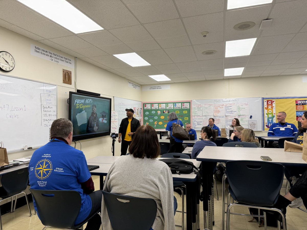 BradButlerII's tweet photo. Today was a great day facilitating a powerful PD for the Manville educators at the Insight Conference. https://t.co/8g8x8e2qpA