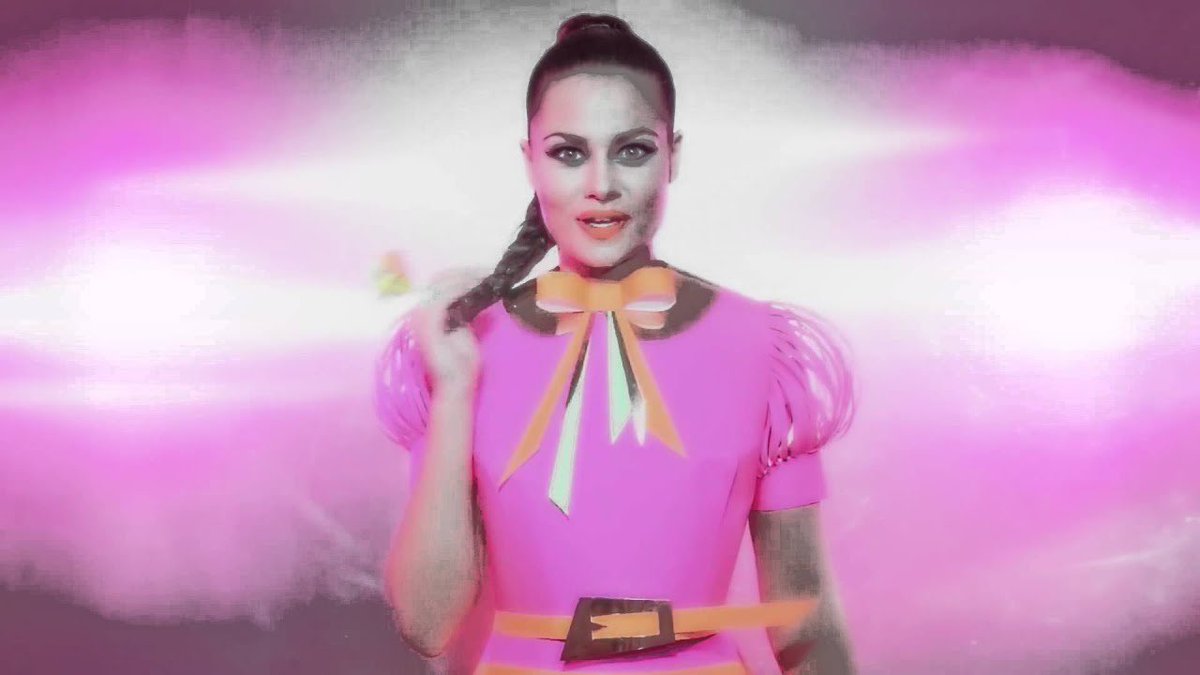 Nadia Oh Shady Facts and Daily Tea ☕️ tweet media