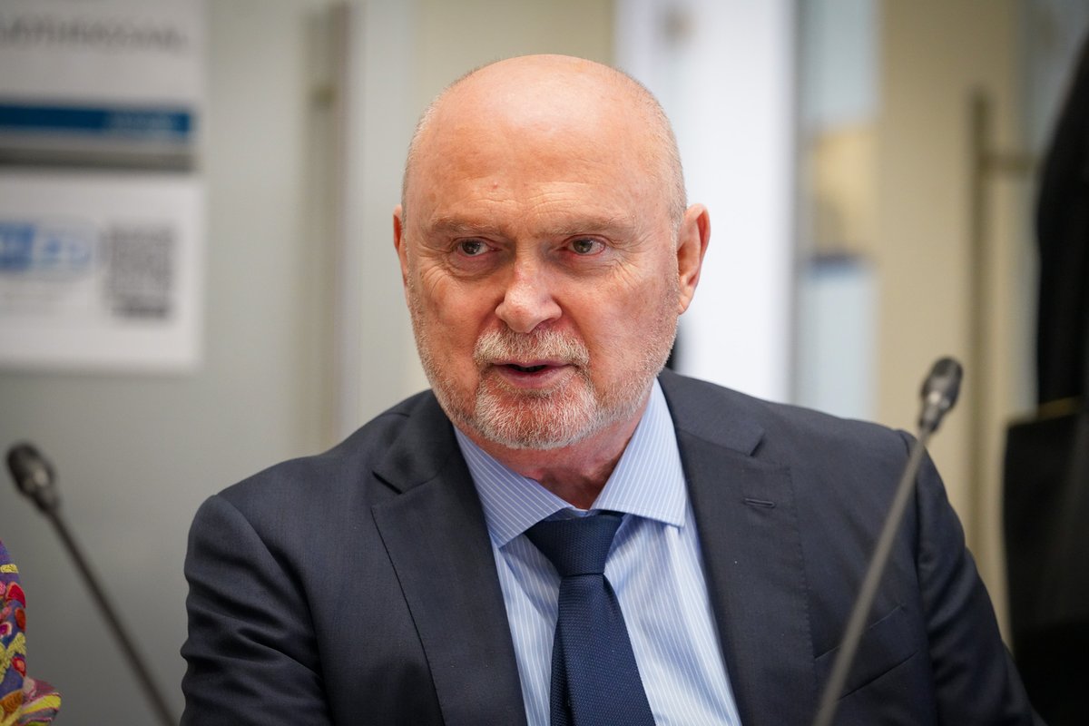 Feridun H. Sinirlioğlu tweet media